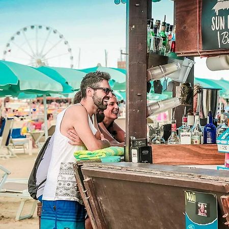 Hotel Paloma Beach Front Chiringuitos Time ريميني المظهر الخارجي الصورة